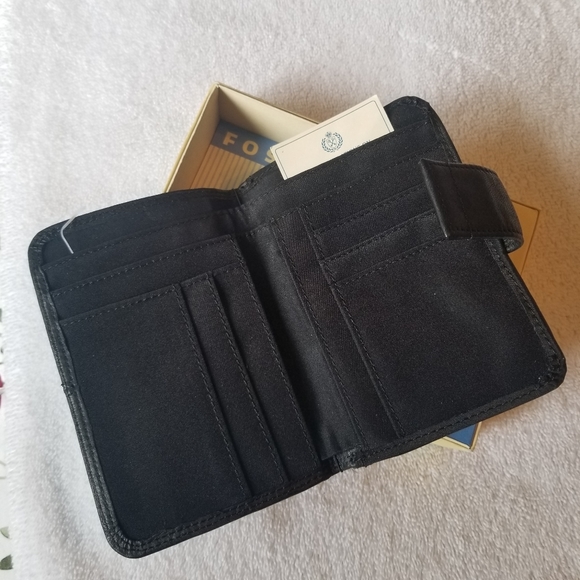 Black Fossil Wallet ~ New in Box - Picture 2 of 8